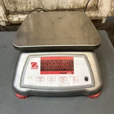 Ohaus Valor 2000w Digital Bench Scale Max 3000g/6lb Model V22XWE3T 