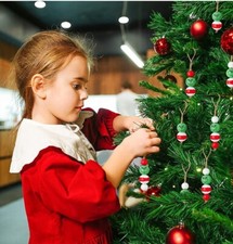 2pc Grinch ornament set