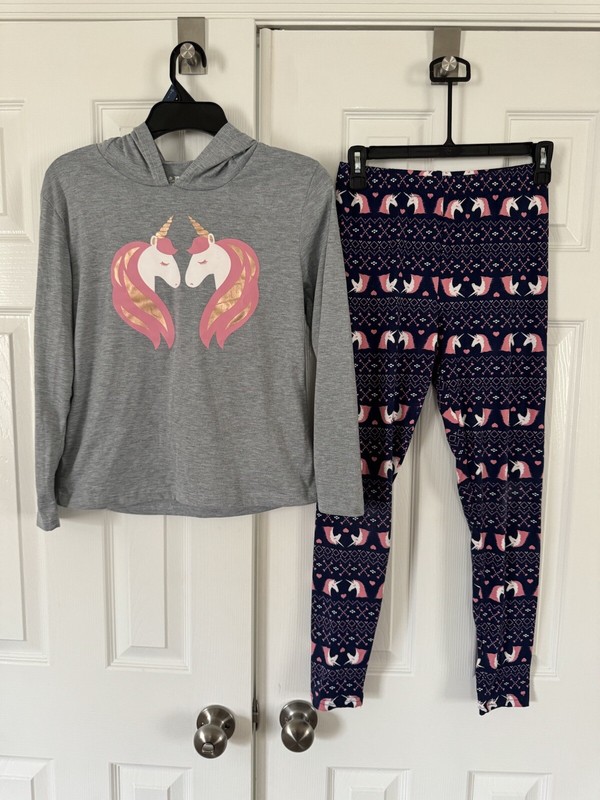 Unicorn Hooded 2 Piece Girls Pajamas- Size Large 14/16- VGUC