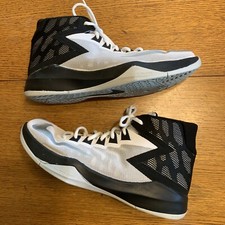 ♦️新品未使用 NIKE ZOOM DEVOSION ハイカットスニーカー ZOOM DEVOSION - スニーカーショップSKIT