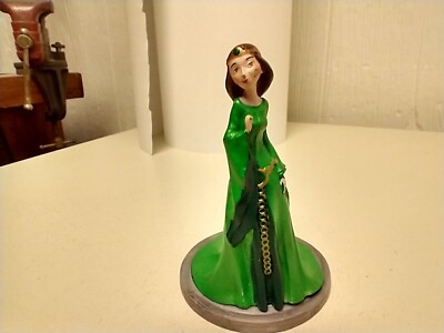 DISNEY BRAVE QUEEN ELINOR 3  FIGURE CAKE TOPPER (DIS402) 4/4/23