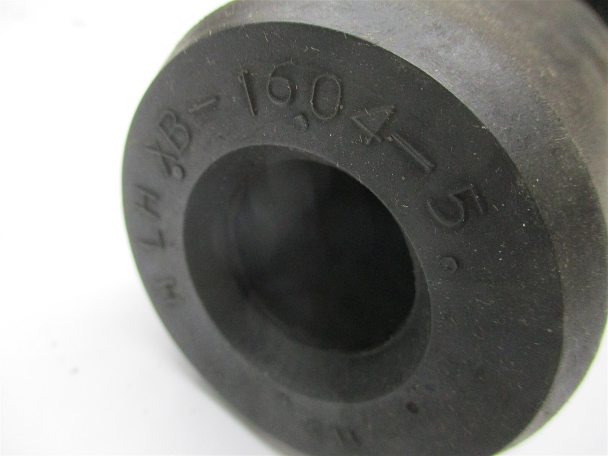 XB-1604-5 NEW SAF HOLLAND RUBBER PIVOT BUSHING XB16045 | eBay