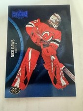 2021-22 SkyBox Metal Universe Blue Spectrum Parallel #184 Nico Daws