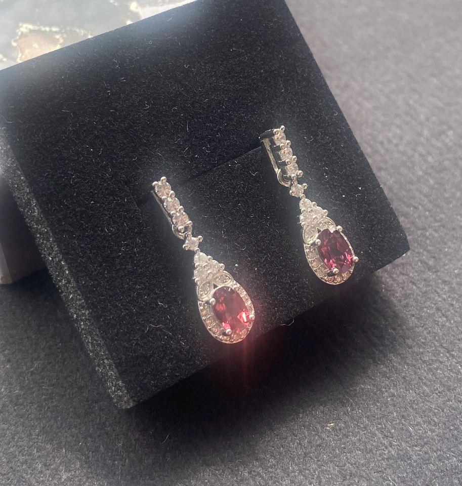 925 Silver Handmade Natural Red Pyrope Garnet Gemstone Earrings - Image 2 of 4