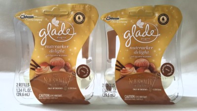 4 Glade Nutcracker Delight Plugins Scented Oil Refills Hazelnut & Praline 2 Pack