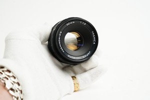 Objectif Yashica Auto Yashinon DS 50mm F/1.9 – Monture à Vis M42 (occasion)