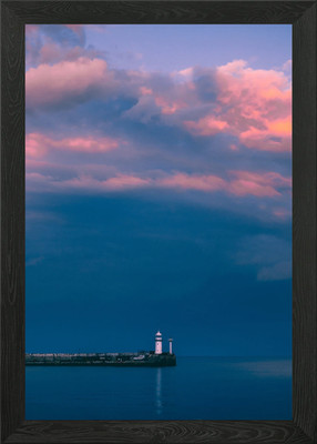 Leuchtturm in der Abenddämmerung Gerahmtes Wandbild Poster Leinwanddruck Bild