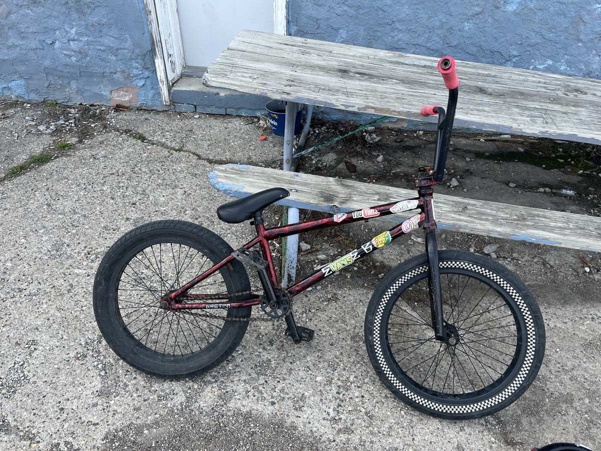 Fitbikeco. BMX Bike 20in Red Black Steel Frame 1 Speed Clincher 