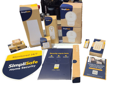 SimpliSafe Home Security System   14 Piece Kit w/ 2 Outdoor Cameras (Brand New,