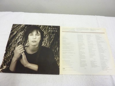Patti Smith - Dream Of Life - 12'' Vinyl LP Arista Rec UK 1988 #209 172