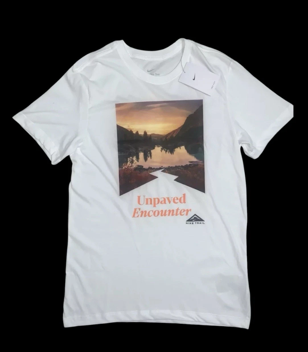 Nike Trail Men’s Running T-Shirt Hiking Training FD0120-100 Size Small NWT
Opens in a new window or