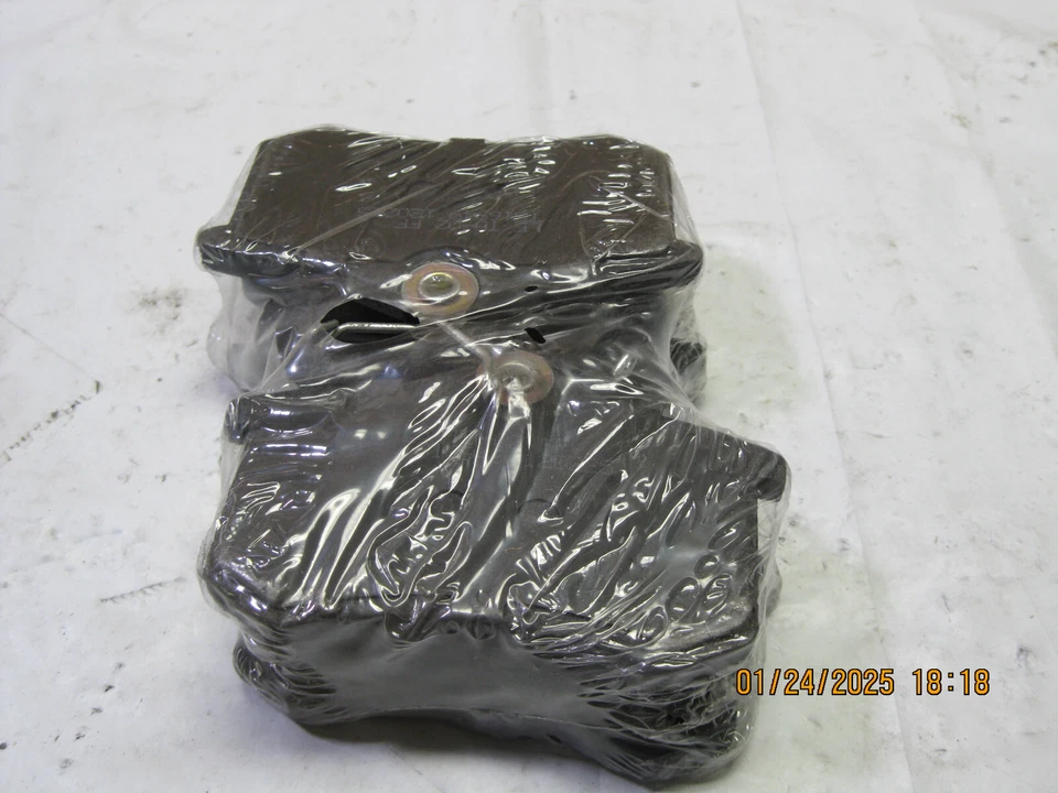 Ceramic Disc Brake Pad Set-Dash4 Pads Dash 4 Brake CD340 Foto 2 de 4