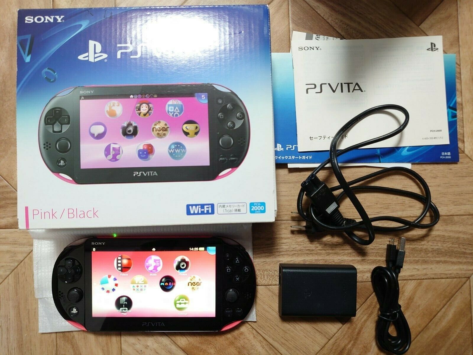 PlayStation Vita pink/black WiFiモデル