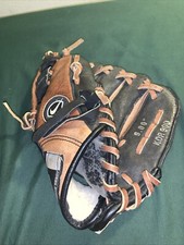 Nike Diamond Ready Baseball Glove KDR 900 9  Right Hand Throw