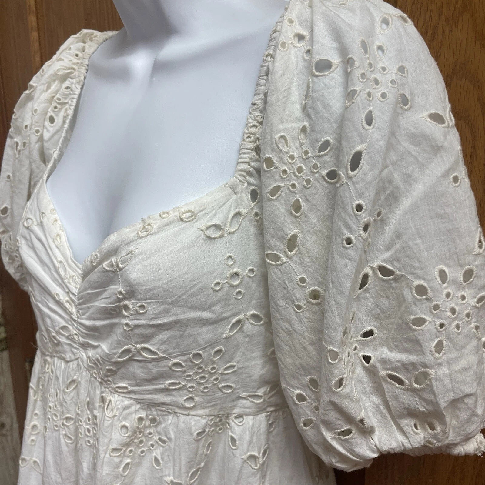 OFF WHITE Abito Cleobella Off the Shoulder Avorio Off White con occhielli Small