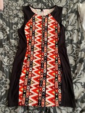 H&m Body-con Dress With Zip Size M