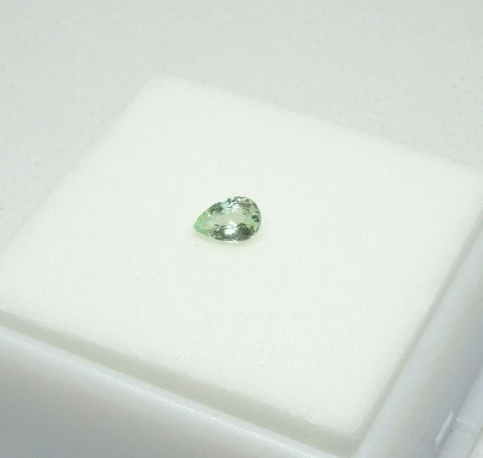 Merelani Grossular Garnet - Pear - 0.30ct - 5x3.2mm Mint Green - Loose Gemstone - Image 2 of 4