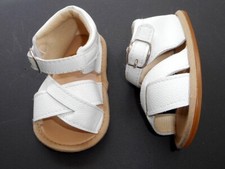 Girls White Strappy Sandals Sz 120 / 5T