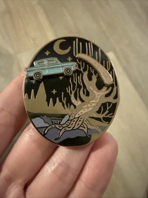 Harry Potter The Flying Ford Whomping Willow enamel With Moving parts pin