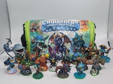 Skylanders: Spyro's Adventure Bag Plus Many Figures lot.