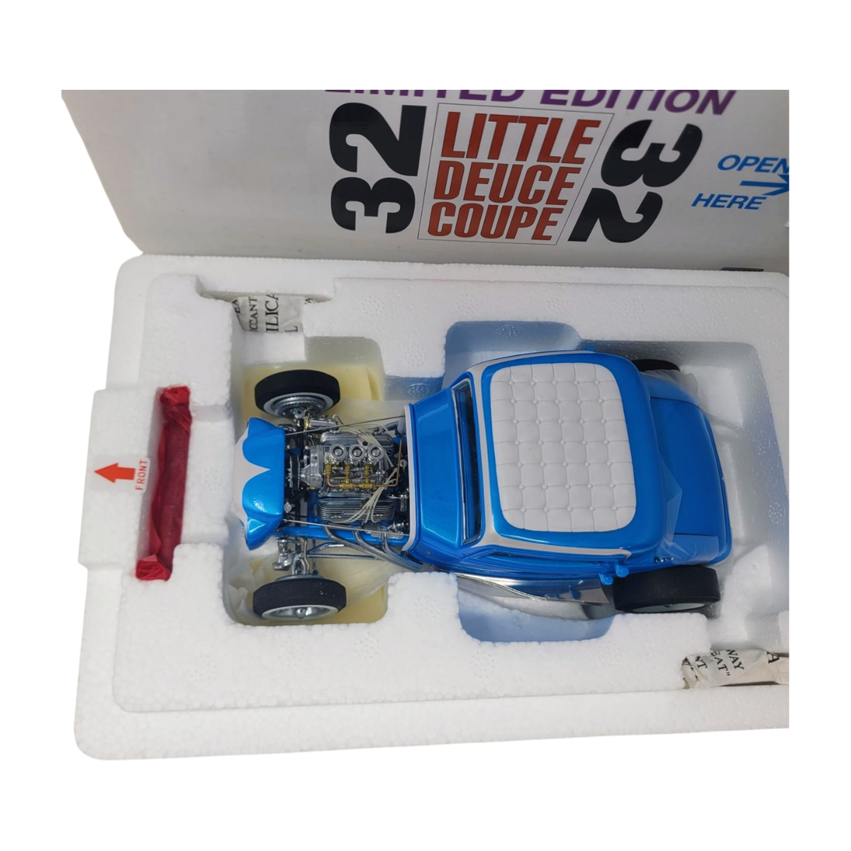 Danbury Mint 1:24 1932 Ford Little Deuce Coupe Limited Edition