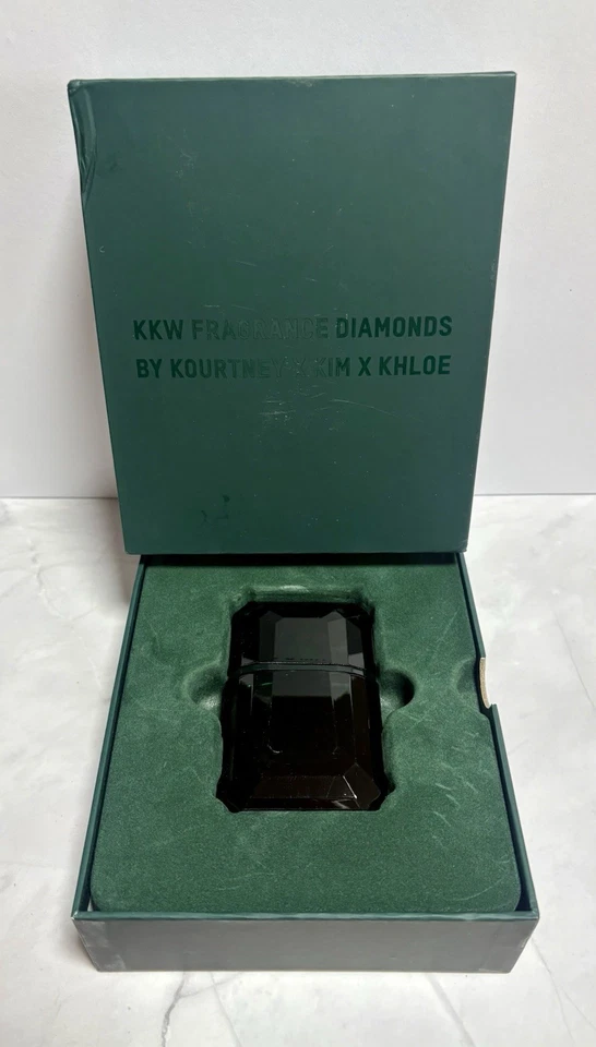 KKW Fragancia KIM EMERALD DIAMOND 1 oz/30 ml Eau De Parfum EDP Perfume Mujer - VER Foto 3 de 4