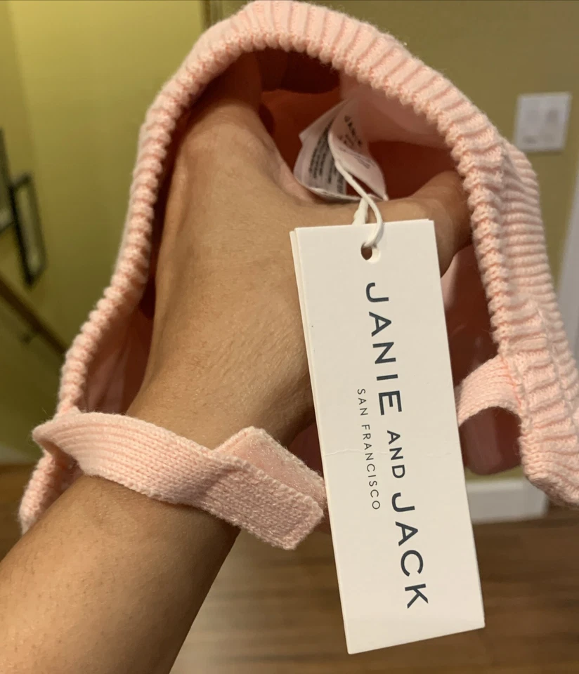 NWT-Janie &Jack Baby Girl 12-18 mos Knitted Pink Hat - Image 2 of 4