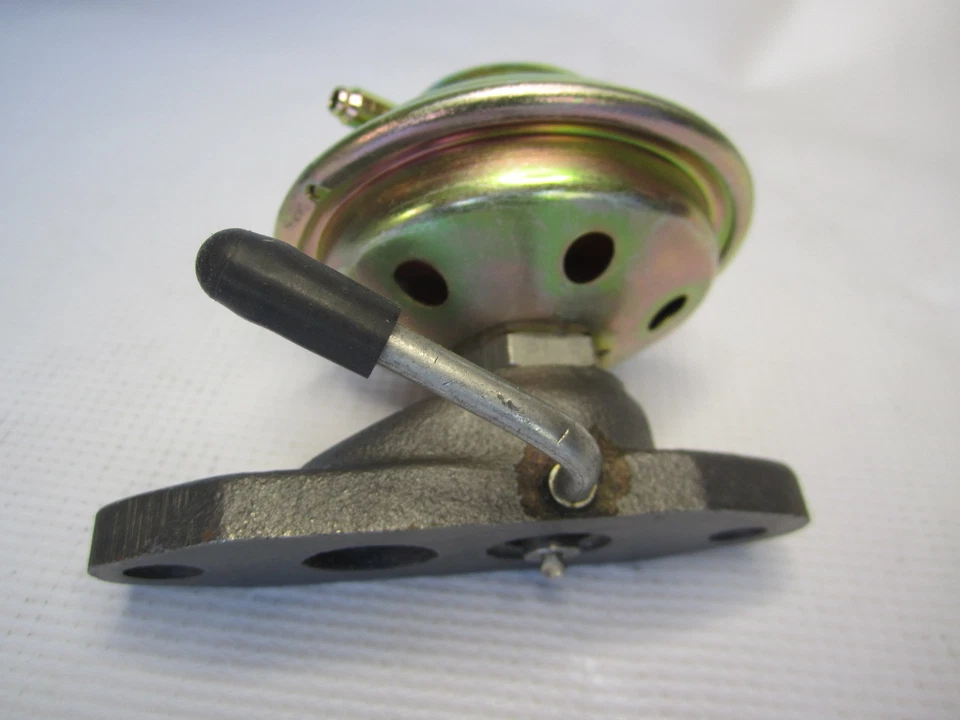 Клапан рециркуляции отработавших газов Standard Motor Products EGV461 - Изображение 2 из 2