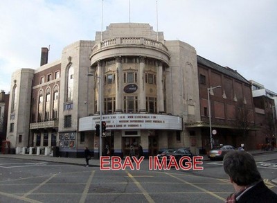 FOTO CINEWORLD FULHAM ROAD SW10 AN DER KREUZUNG MIT DRAYTON GARDENS 2012