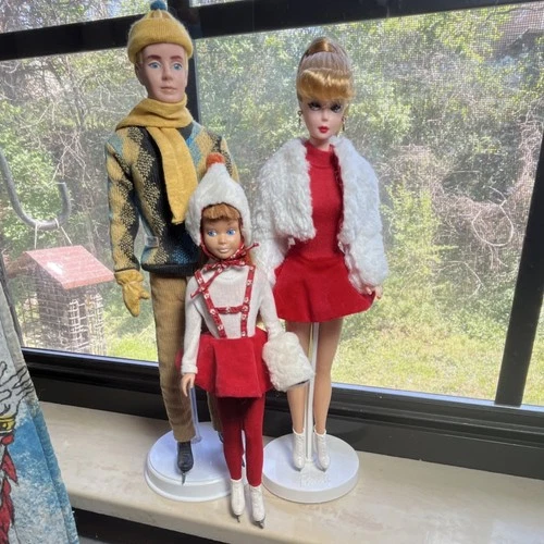 Vintage Barbie Ken Skipper Ice Skating Lot - Complete Set EUC Fun on Ice Breaker