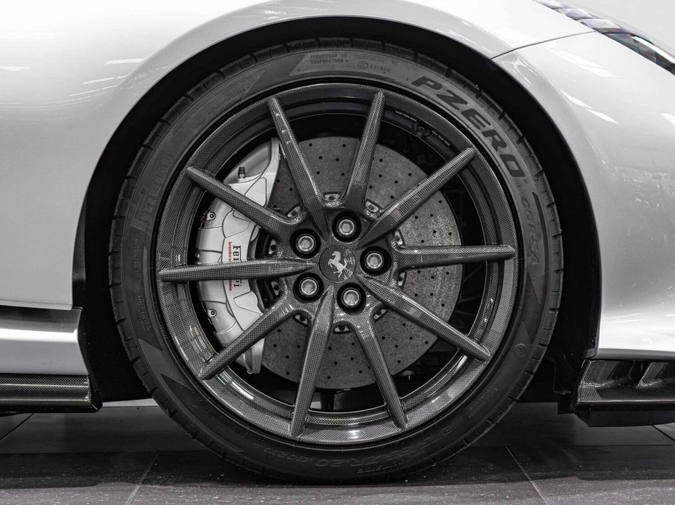 2023 Ferrari 812 Competizione 6.5 V12 F1 DCT Euro 6 (s/s) 2dr COUPE Petrol Autom - Image 3 of 4