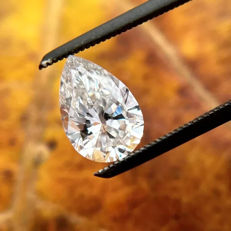 CT Natural White Diamond Pear Cut VVS1 D Grade Ring Size