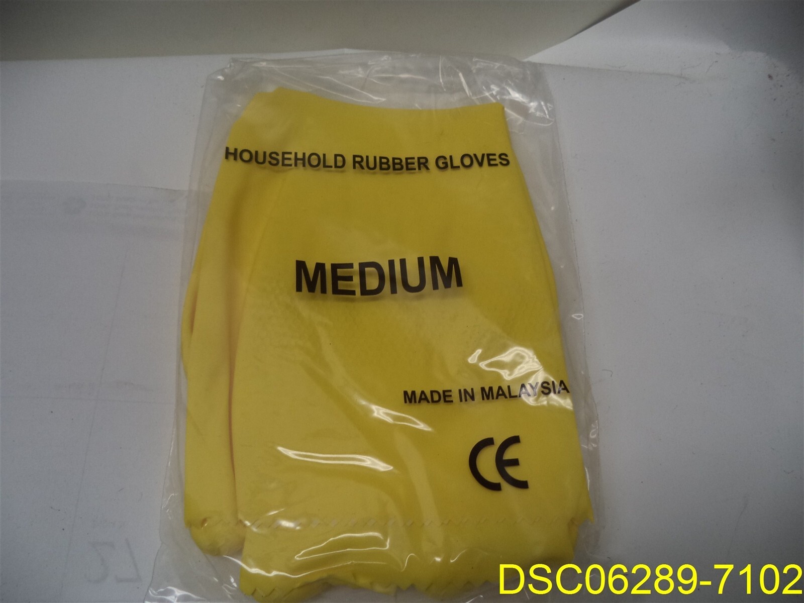 66 Pairs Western Family Latex Long Cuff Gloves Size 8 Medium Yellow