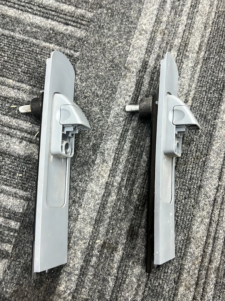 2011 福特 F-350 F 系列拾音器安全带高度调节器 — 第 3/4 张图片