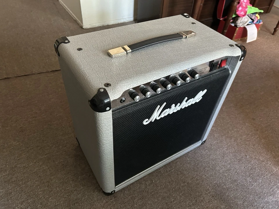 Combo amplificador tubo Marshall 2525C 20 vatios "Mini" Silver Jubilee 1x12" - caja abierta Foto 3 de 4