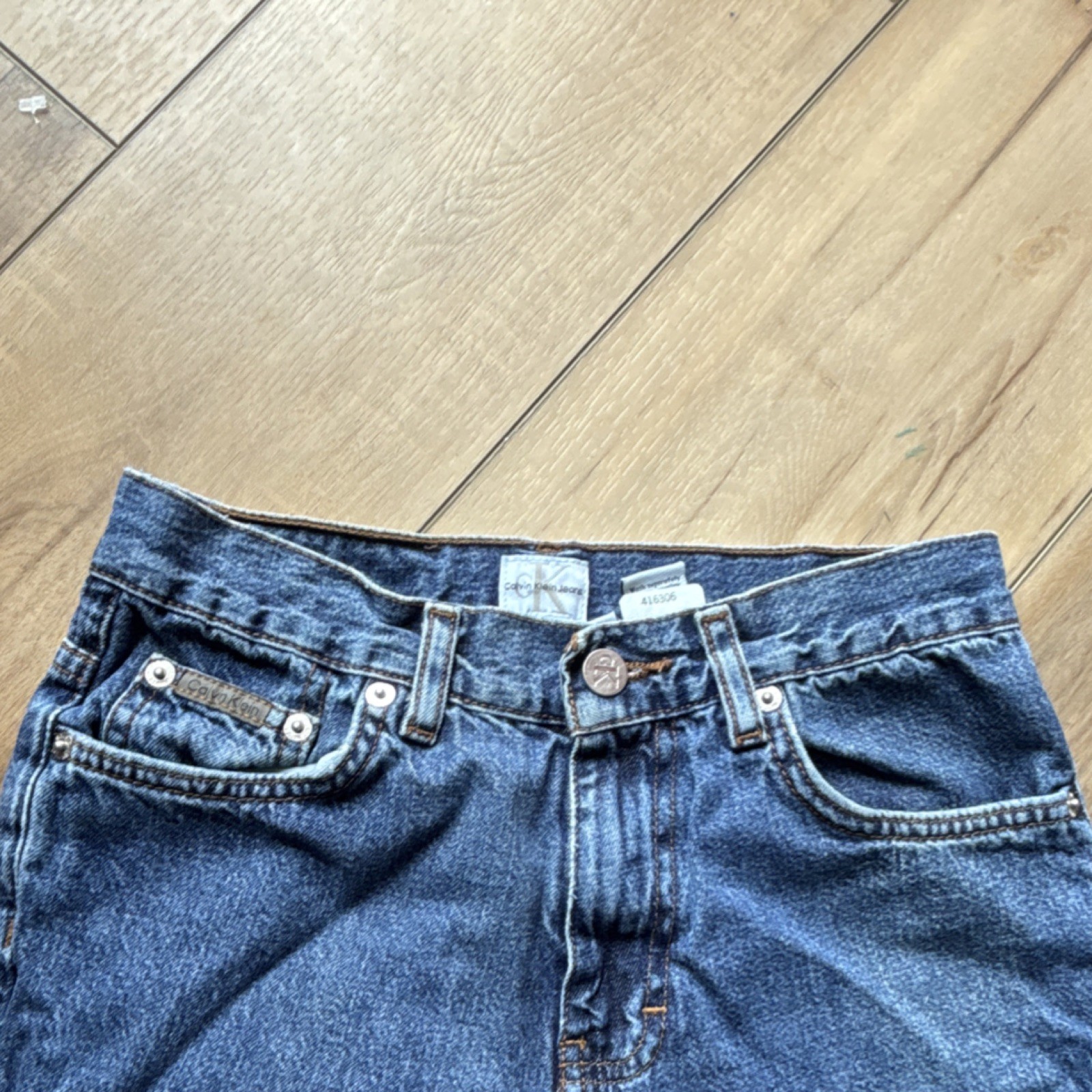 Calvin Klein Jeans Women's Blue Denim Straight 100% Cotton Jeans Pockets