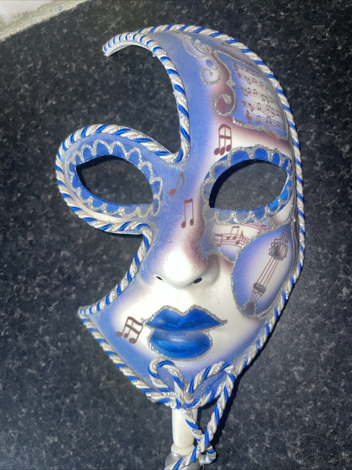 Picture 1 of 14