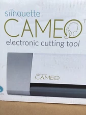 silhouette cameo electronic cutting tool PLEASE READ DESCRIPTION BEFORE BUYING