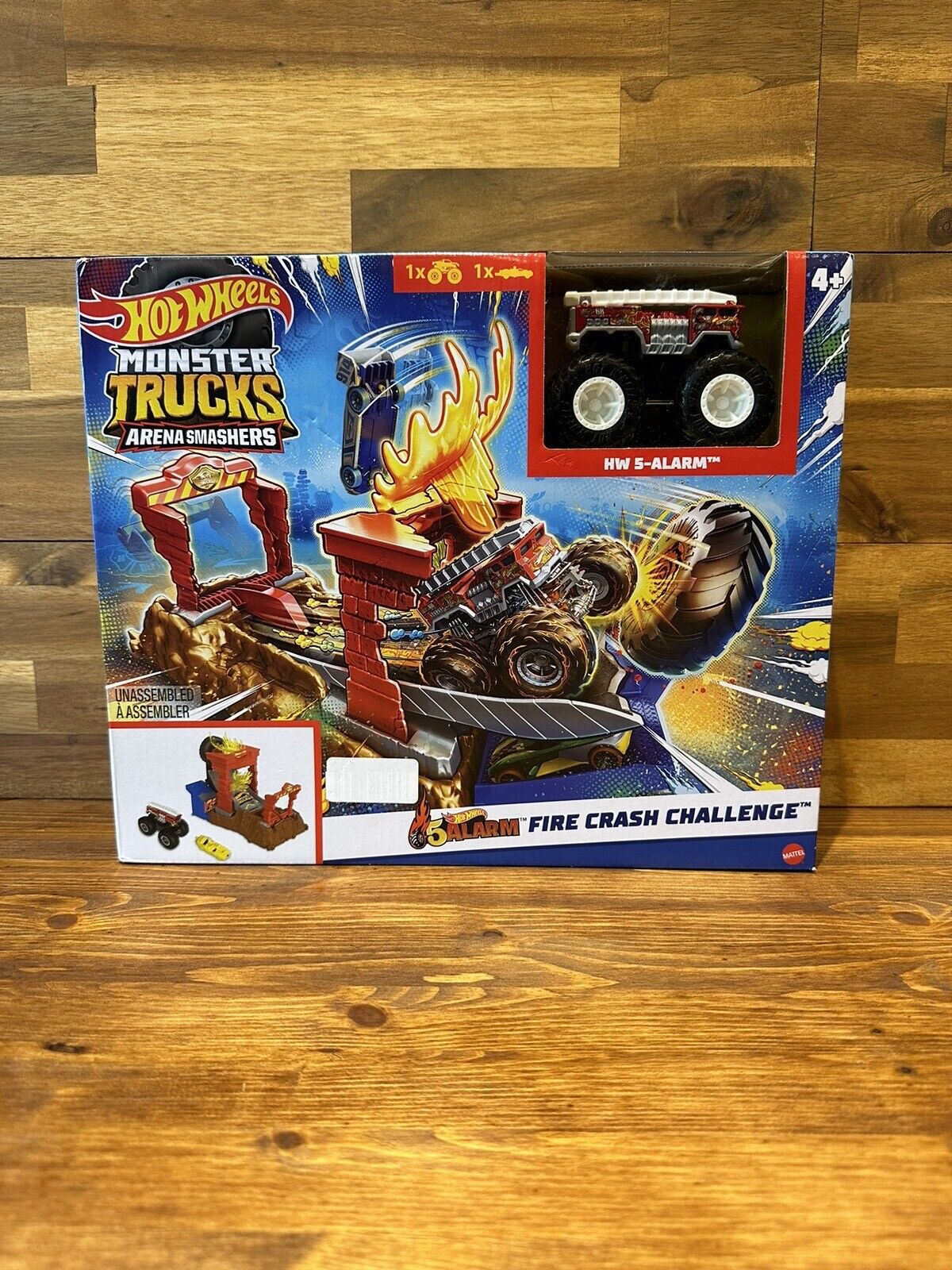 Hot Wheels Monster Trucks Arena Smashers 5-Alarm Fire Crash