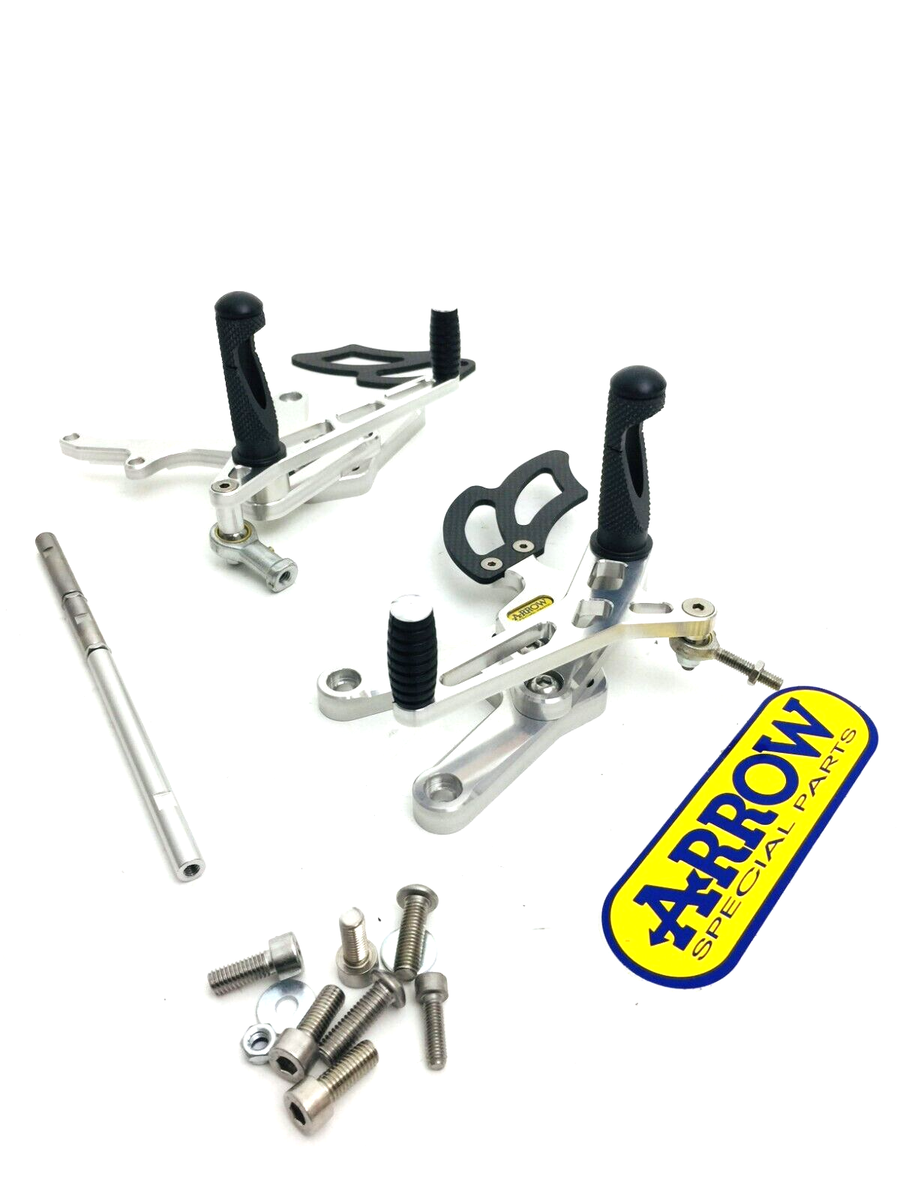 10-FEET ＣＤ Adjustable Footrests Kawasaki ZX 10 R 06 08 Arrow Racing in