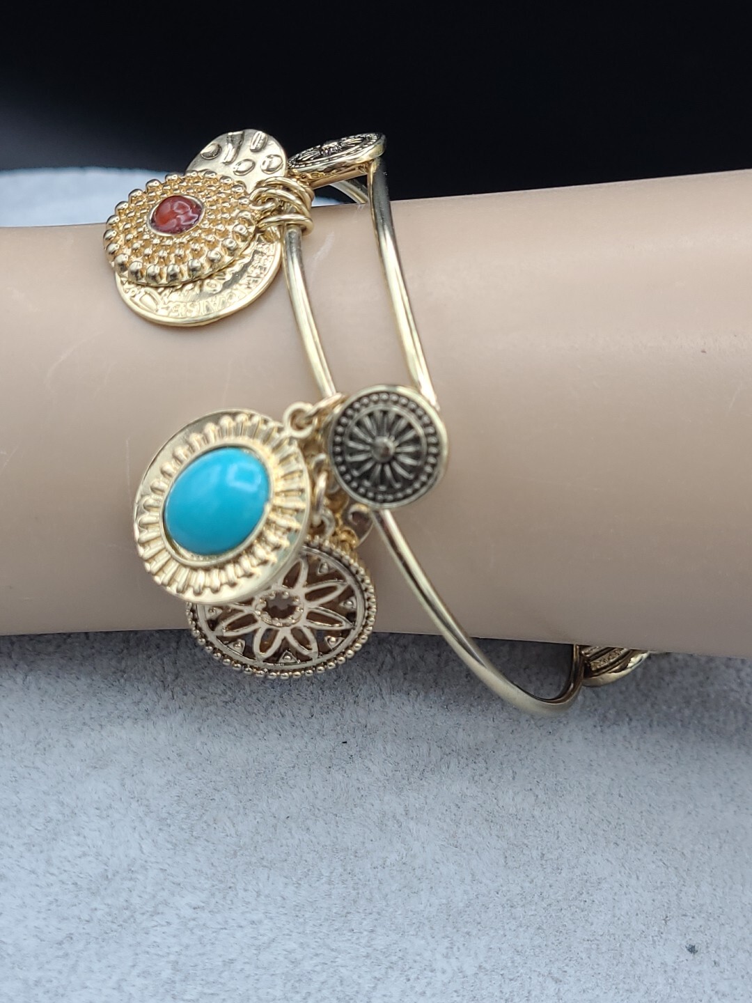 Graziano Gold Tone Bangle Charm Stackable  Bracel… - image 2