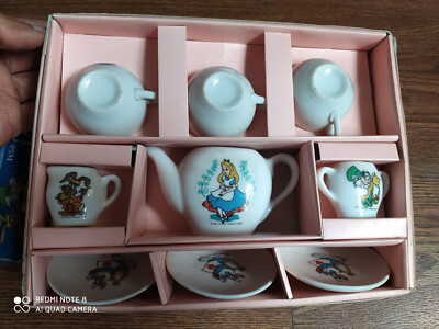 Rare old WALT DISNEY'S ALICE IN WONDERLAND toy china tea set made
