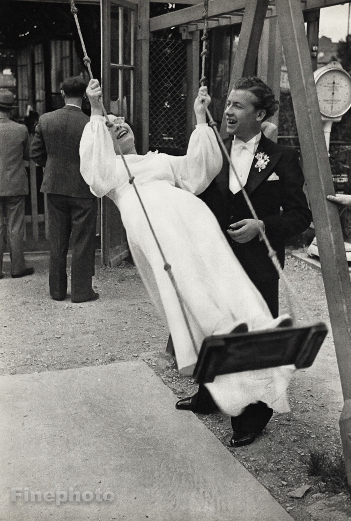 1938 HENRI CARTIER-BRESSON Vintage Man Woman WEDDING Swing Fun