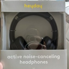 Active Noise Canceling Bluetooth Wireless Over Ear Headphones -Black.open box