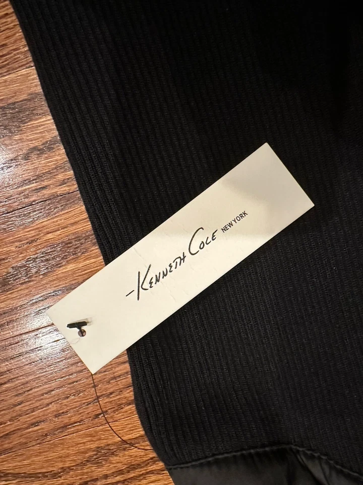 Kenneth Cole New York Puffer Black Vest W/Gold Zippers Women’s Size 2X NWT - Image 4 of 4