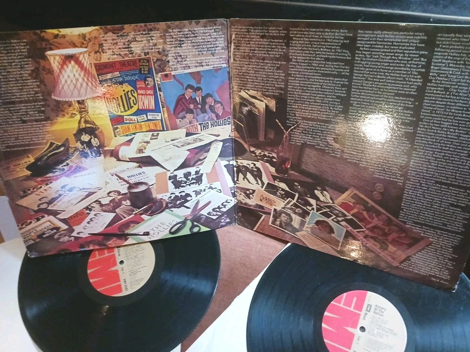 THE HOLLIES  -   The History Of The Hollies,     ORIG 1975 UK DOUBLE-LP / inners - Image 3 of 3