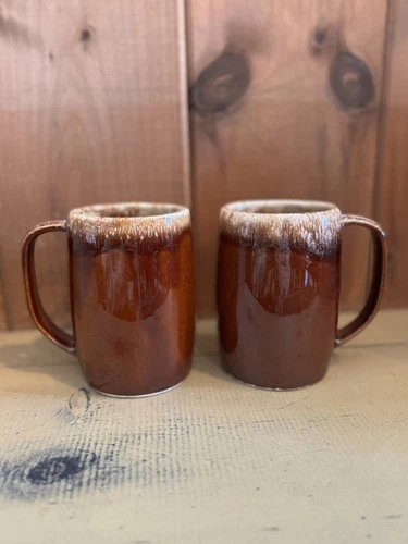 2 Vintage Hull Ovenproof USA Marked Mirror Brown Drip Glaze Large Mugs 5" Tall