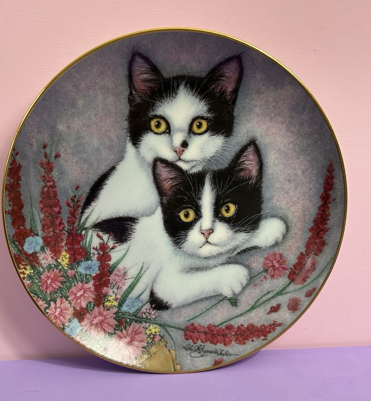 Vintage Danbury Mint Perfect Pairs “Toby & Tammy” and “Bonnie and Betsy” 8”