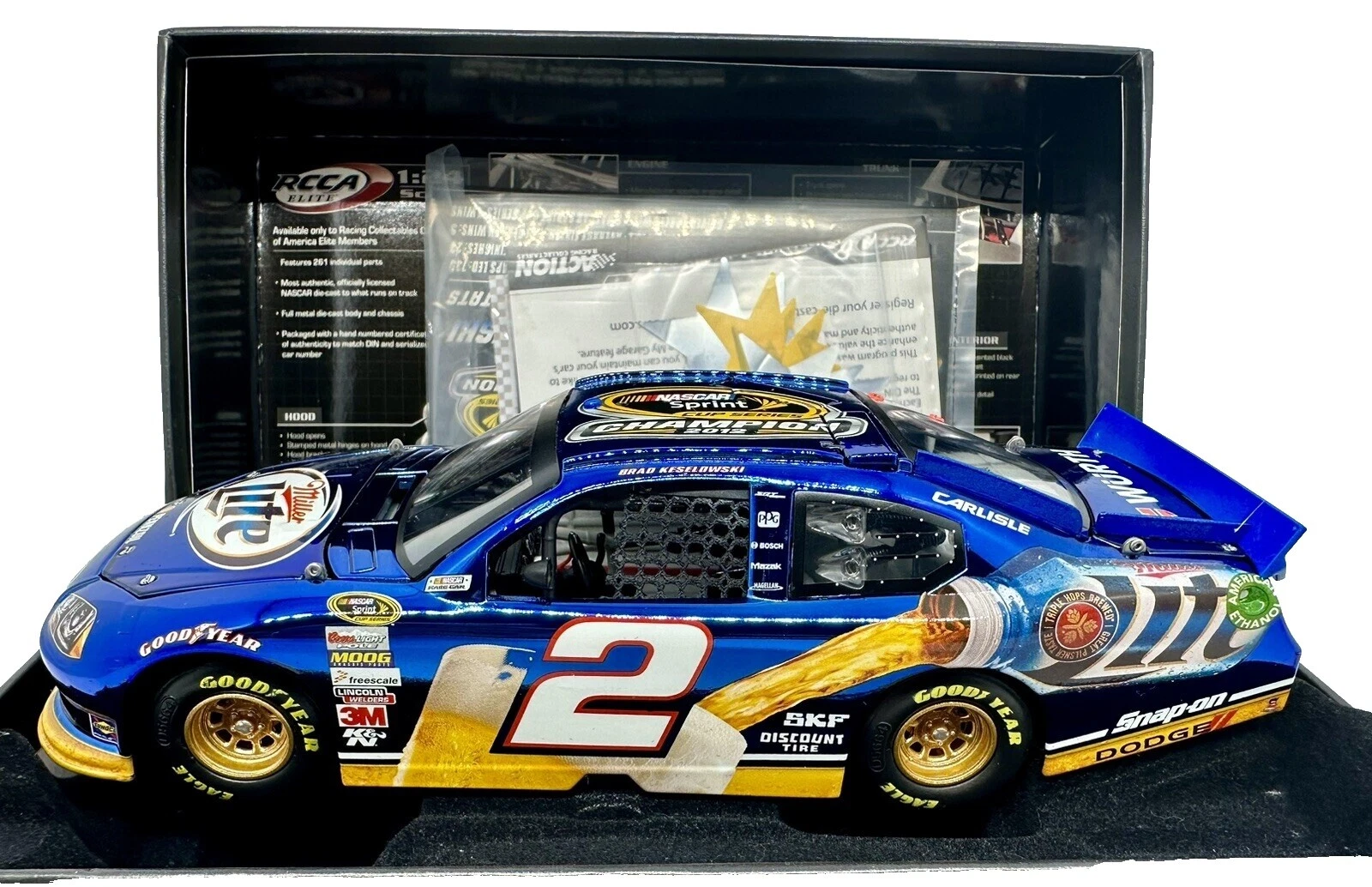 1:24 Scale Diecast Sport & Touring Cars 2012 Vehicle Year