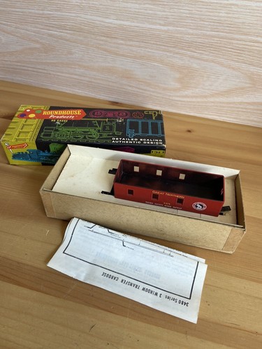 Kit Roundhouse 3483 Escala HO Antiguo Caboose Madera, Gran Rojo del Norte X379 | Condition: Used